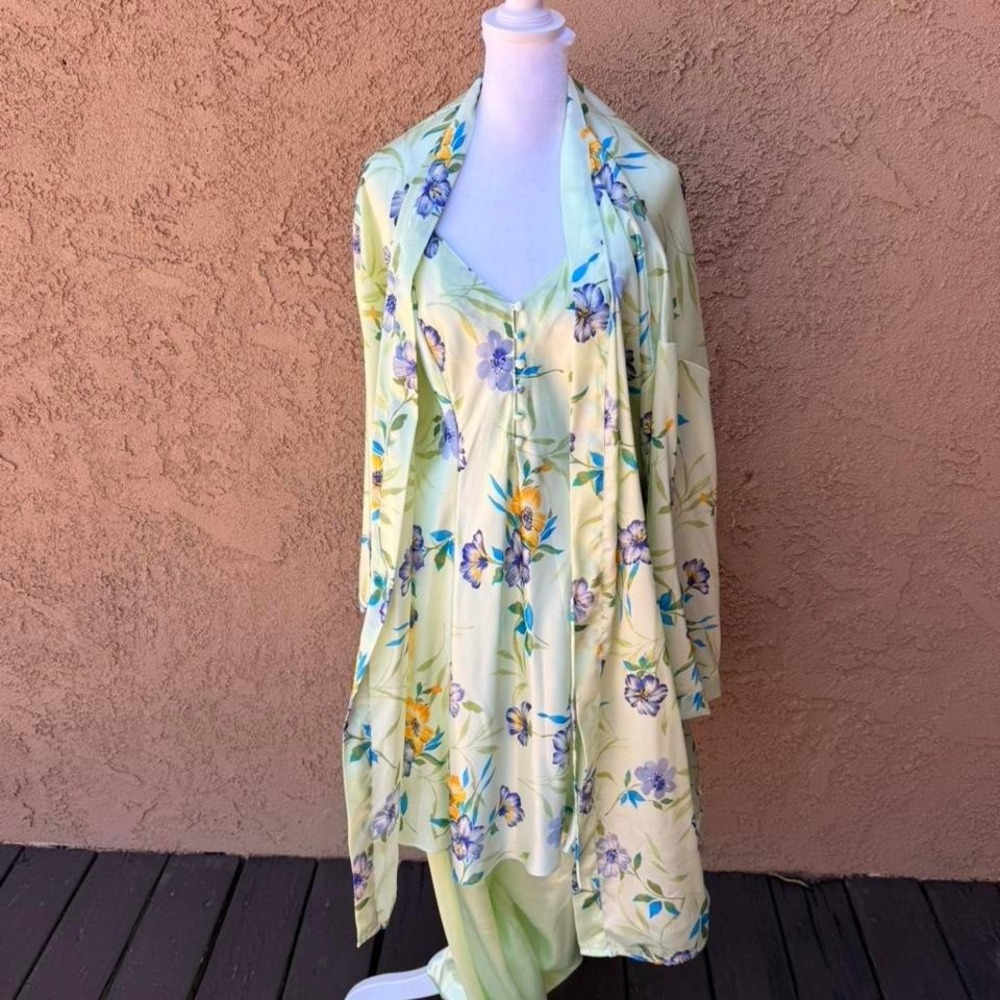 Bali Studio loungewear 3 piece set